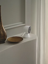 Google Nest Cam Indoor (Wired, 3rd Gen) - 2K Video and Gemini - Snow