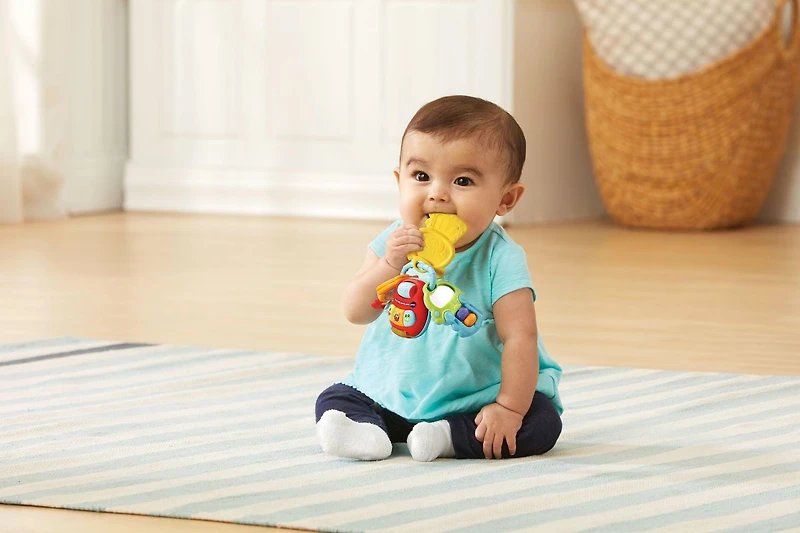 VTech Mon hochet p'tites clés magiques - Fausse clé jouet avec lumières et sons - Version anglaise