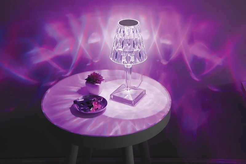 Lampe tactile à DEL en cristal multicolore de 10 po de Merkury Innovations .Lampe tactile LED en cristal