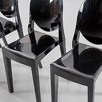 Heavenly Collection | Chaise sans accoudoirs en plastique noir pour salle à manger ou cuisine