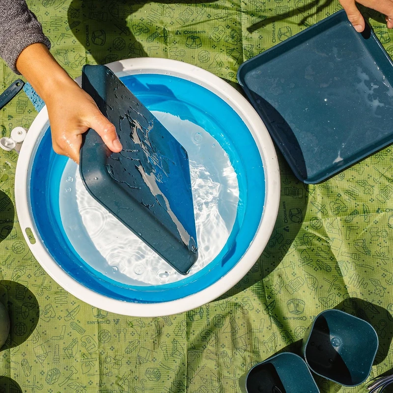 Coghlan's Collapsible Sink, The collapsible design makes packing a breeze.