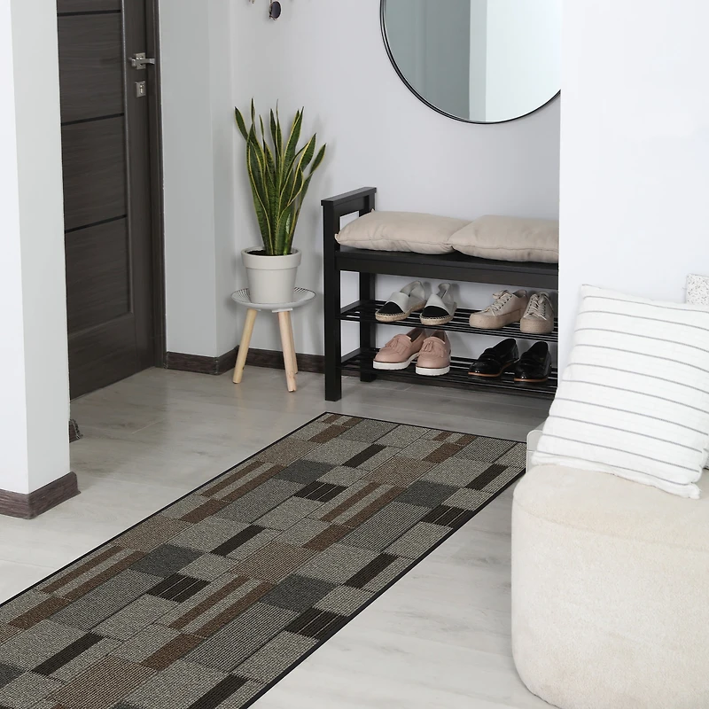 Mainstays Indoor/Outdoor Modern Geometric Machine-Tufted Taupe Grey and Brown Runner Rug, 2' x 5', Vinyl Backing, Easy to Clean