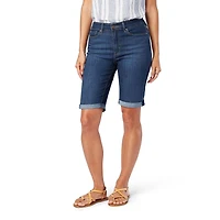 Levi Strauss Signature.™ Women’s Mid-Rise Bermuda Shorts