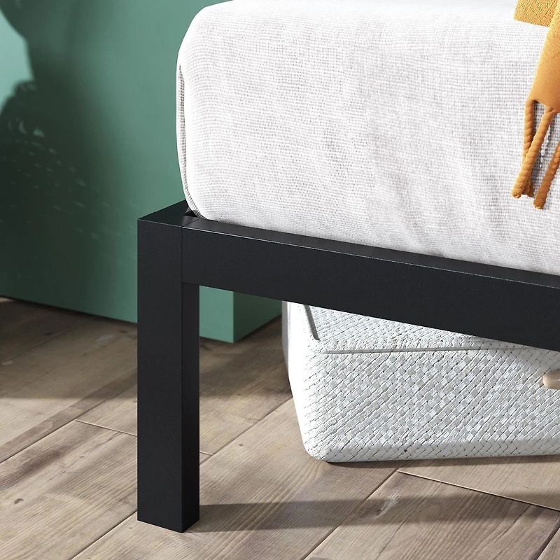 Zinus Mia 38 inch Metal Platform Bed Frame with Headboard