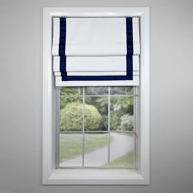 Versailles' Valentina Cordless Roman Shades (27in x 63in)