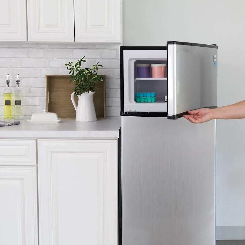 Avanti Apartment Refrigerator with freezer, 7.3 cu. ft, in Stainless Steel