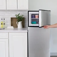 Avanti Apartment Refrigerator with freezer, 7.3 cu. ft, in Stainless Steel