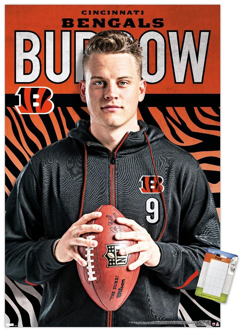 NFL Cincinnati Bengals - Joe Burrow Pose 20 Wall Poster, 14.725" x 22.375" Framed
