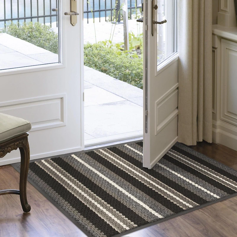 Tapis Discovery gris à endos de vinyle de 2 x 3 pi