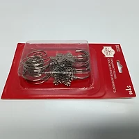 HOLIDAY TIME 10CT SILVER METAL SNOWFLAKE HOOKS