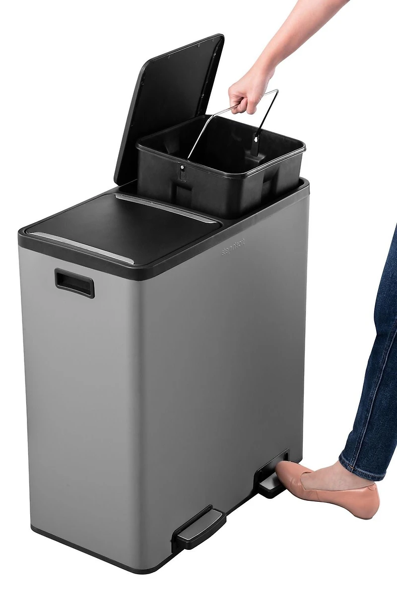 The Step N' Sort Large Capacity 70 L, 2 Compartment Trash and Recycling Bin