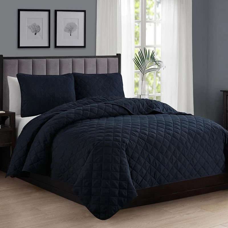 Swift Home Diamond Quilt Set