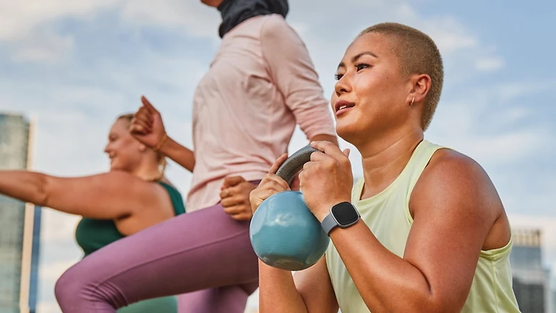 Google Fitbit Versa 4 Fitness Smartwatch