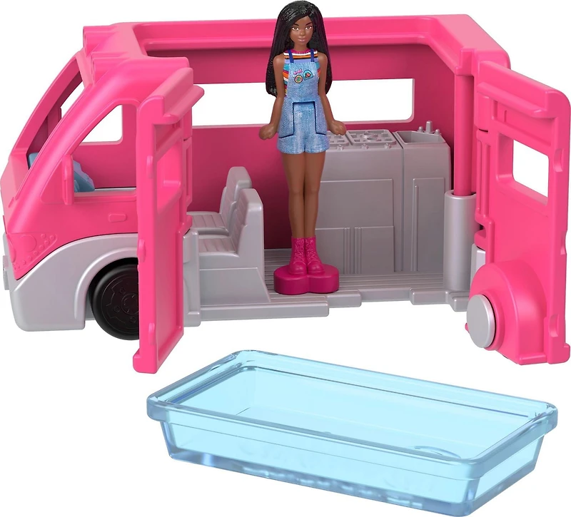 Coffret poupée et véhicule jouet ​Mini BarbieLand Barbie, poupée Barbie de 3,81 cm (1,5 po) et Autocaravane de rêve avec portes qui s’ouvrent vraiment et piscine à changement de couleur