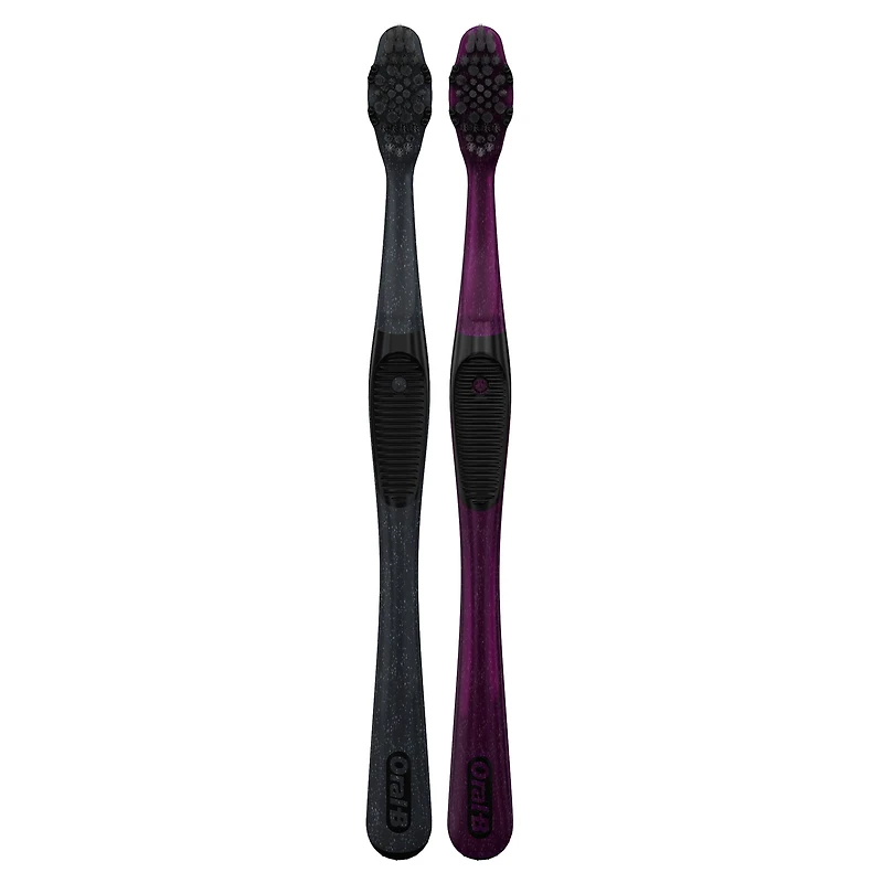 Brosses à dents au charbon Oral-B Thérapie blanchissante, souple 2 unités