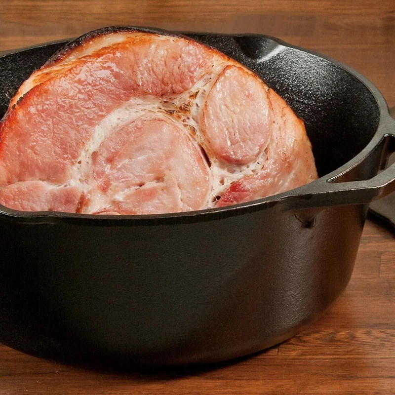 Lodge Cast Iron Dutch Oven, 5 quart.