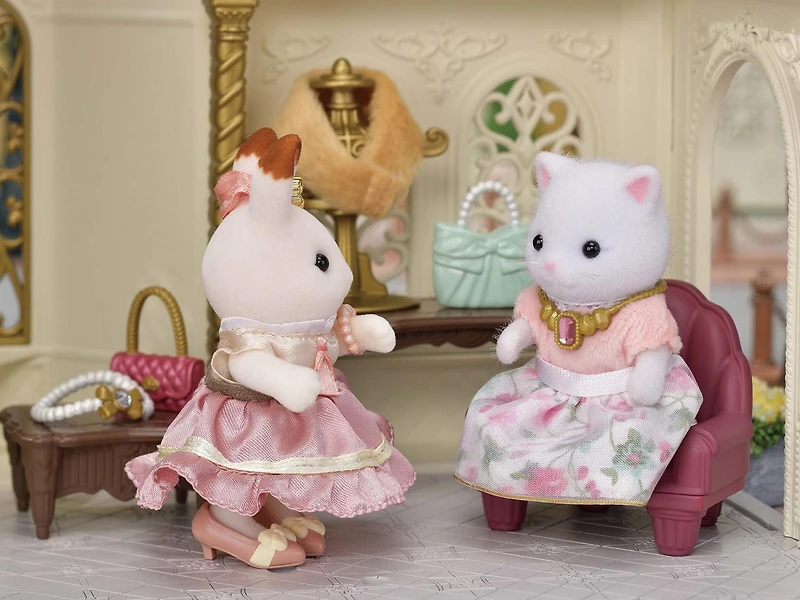 Calico Critters Boutique de Mo Maison de Poupée avec Figurine et Accessoires de Mode