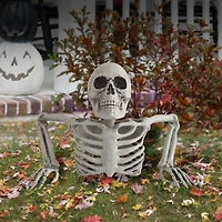 WAY TO CELEBRATE 11IN GRAVE SKELETON