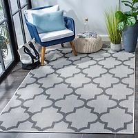 SAFAVIEH Bermuda Sophie Geometric Machine Washable Indoor/Outdoor Area Rug