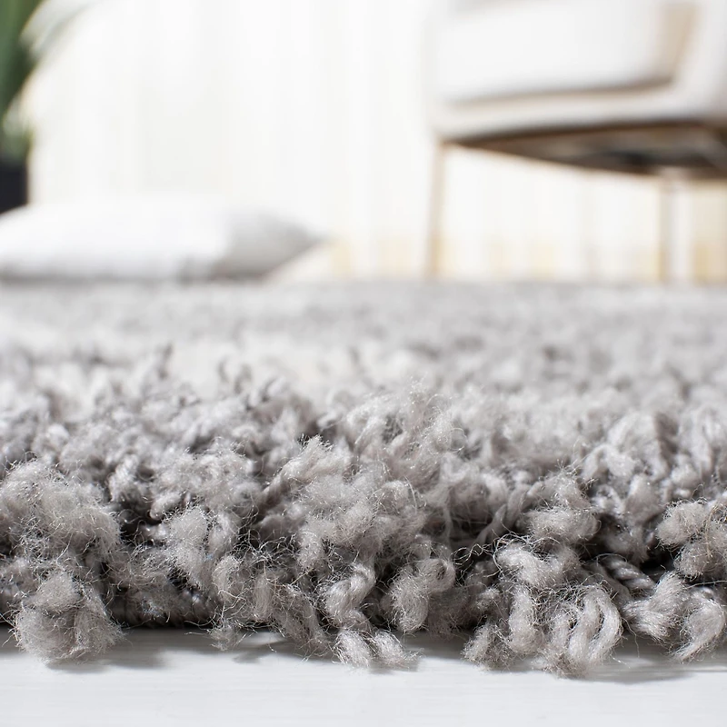 Safavieh Venus Carleen Tapis Chevron Shag