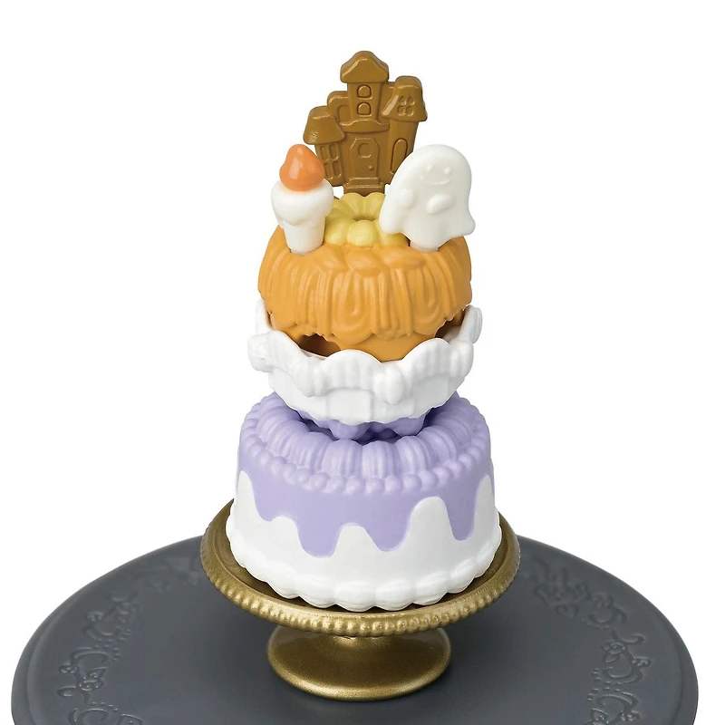 Calico Critters Ensemble de fête surprise d'Halloween, ensemble de jeu pour maison de poupée avec figurines et accessoires