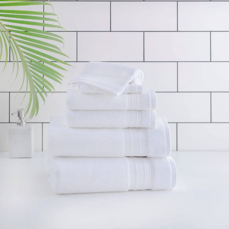hometrends Solid 100% Cotton Bath Towel, 1 Piece, 550 GSM, Highly Absorbent & Soft Bathroom White