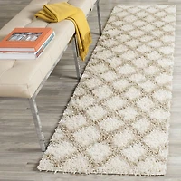 Safavieh Layla Geometric Plush Shag Area Rug