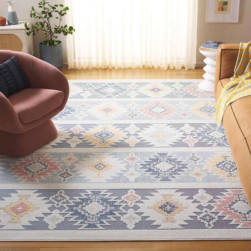 SAFAVIEH Sarasota Giovanni Aztec Indoor/Outdoor Area Rug
