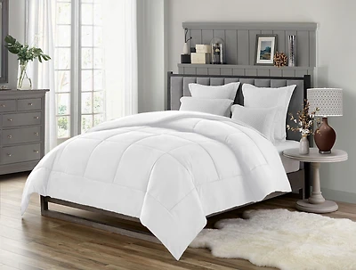 Swift Home Down Alternative Comforter – Hypoallergenic & All-Season Bedding