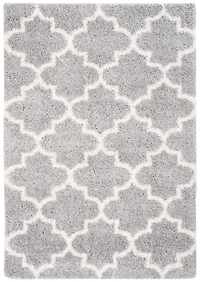 Safavieh Fontana Hilda Geometric Plush Shag Area Rug