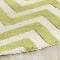 Safavieh Cambridge Kaitlyn Zig Zag Stripes Area Rug