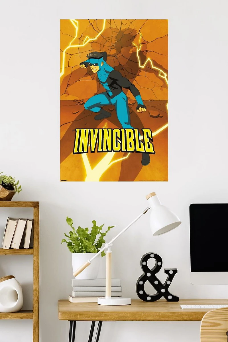 Invincible : Saison 3 - Fiche d'information sur le costume bleu