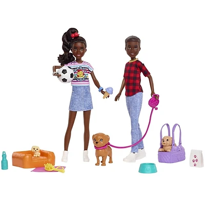 Coffret de jeu ​Barbie: It Takes Two avec poupées des jumeaux Jackson et Jayla et 13 éléments de création d’histoires incluant 3 chiots de compagnie et des accessoires