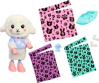Barbie Cutie Reveal Poupée Chelsea et accessoires, costume agneau en peluche et 6 surprises avec changement de couleur, Série T-Shirt Confort