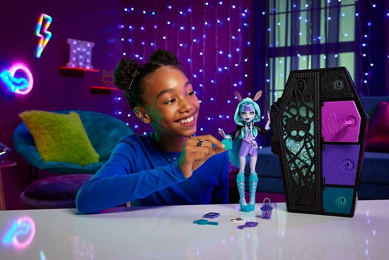 Monster High Monstrueux Secrets Coffret Twyla : Série Frayeurs Néon