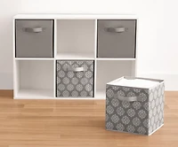 Panier de rangement en tissu Mainstays - Pliable, idéal pour la chambre d'enfant, la salle de jeux, le placard et l'organisation de la maison Taille assemblé : 26.7cmx26.7cmx27.9cm; Plusieurs couleurs en option.