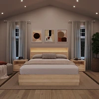 Ensemble de chambre à coucher Harlow 4 pièces avec lit queen size, sommier à lattes, tête de lit avec éclairage intégré et 2 tables de chevet.