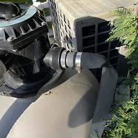 Tuyau de lavage à contre-courant robuste en maille Mainstays Pool - 1,5 po x 100 pi - 100 Psi