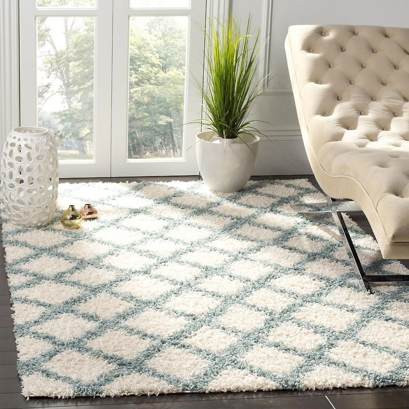 Safavieh Dallas Jerrie Geometric Shag Area Rug
