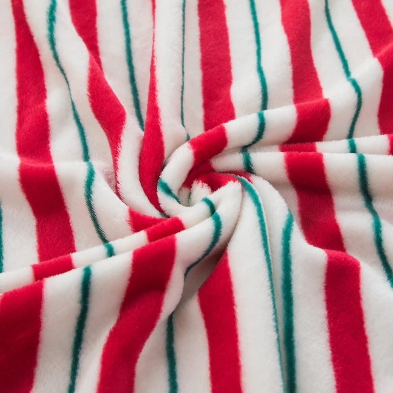 Holiday Time Cushion & Throw Set