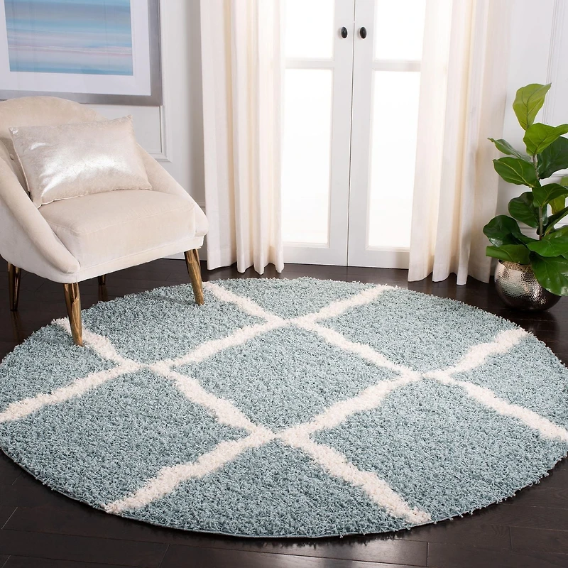 Safavieh Dallas Logan Geometric Shag Area Rug