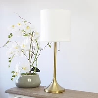 Lampe de table conique Simple Designs avec abat-jour en tissu