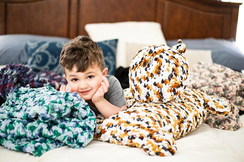 Fil Lion Brand Cover Story™ Mercure Fil #6 Super Bulky 1000g/500m 1 CT Fil #6 Super Bulky 1000g/500m 1 CT