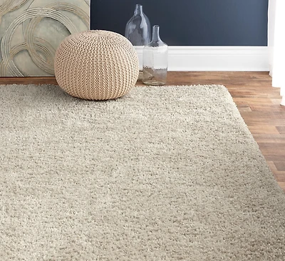 Tapis à poil long de luxe hometrends en crème