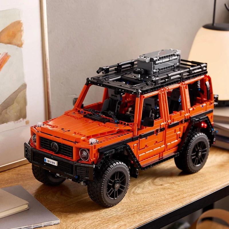 LEGO Technic Mercedes-Benz G 500 PROFESSIONAL Line Car Building Set, G-Class Model Car Gift for Adults Who Love Luxury 4X4s and Off-Road Vehicles, Mercedes-Benz Collectibles and Merchandise, 42177