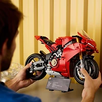LEGO Technic La moto Ducati Panigale V4 S 42202 Ensemble de construction (1603 pièces)