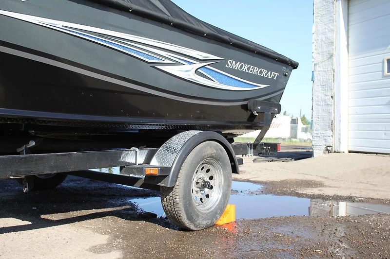 Lynx Chock R Dock 00030