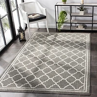 SAFAVIEH Amherst Trina Geometric Area Rug