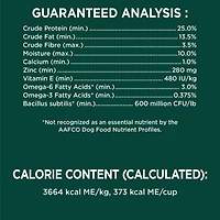 Nourriture sèche pour chiens adultes IAMS ADVANCED HEALTH PEAU ET PELAGE recette avec poulet et saumon 2,72-12,2 kg