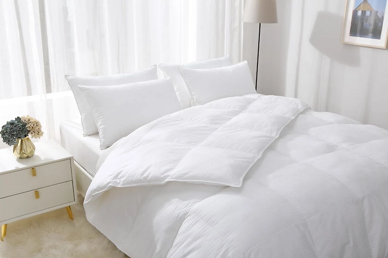 Couette en Microfibre haut de gamme toutes saisons